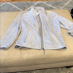 grey fleece jacket
